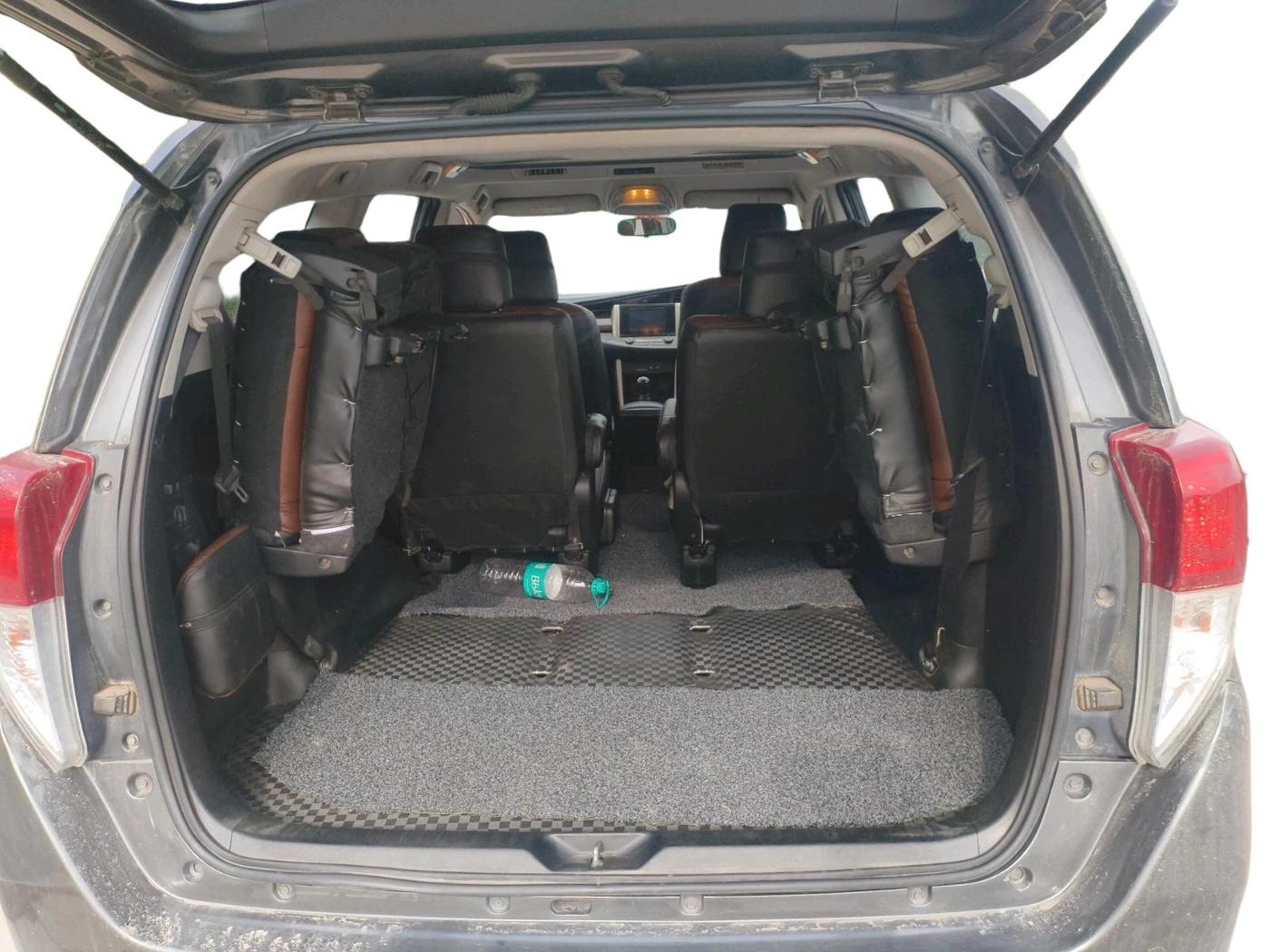 2017 Toyota Innova Crysta 2.4 VX 7 STR, Diesel, Manual, 1,01,552 km, exterior
