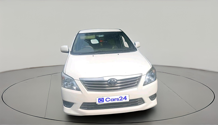 2013 Toyota Innova 2.5 GX 7 STR, Diesel, Manual, 1,43,581 km, exterior