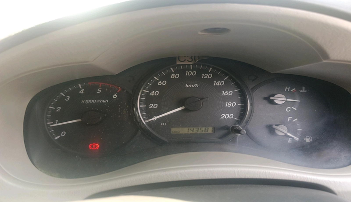 2013 Toyota Innova 2.5 GX 7 STR, Diesel, Manual, 1,43,581 km, interior