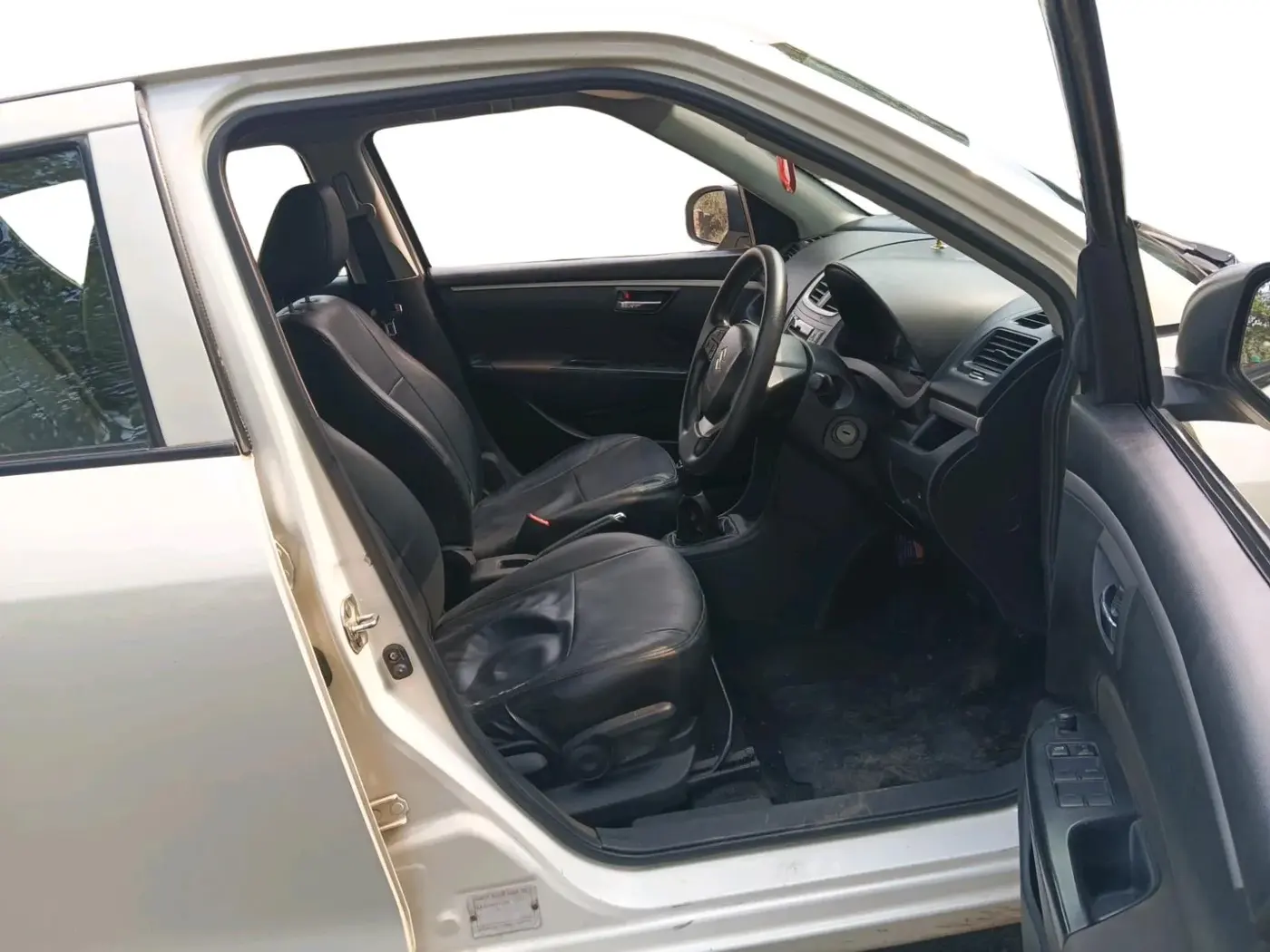2012 Maruti Swift ZXI, Petrol, Manual, 92,520 km, interior