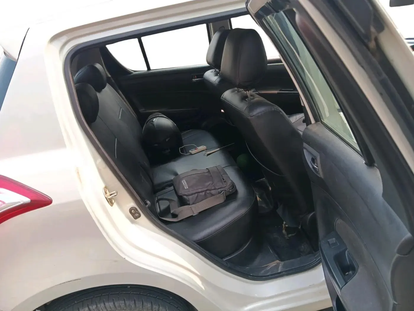 2012 Maruti Swift ZXI, Petrol, Manual, 92,520 km, interior