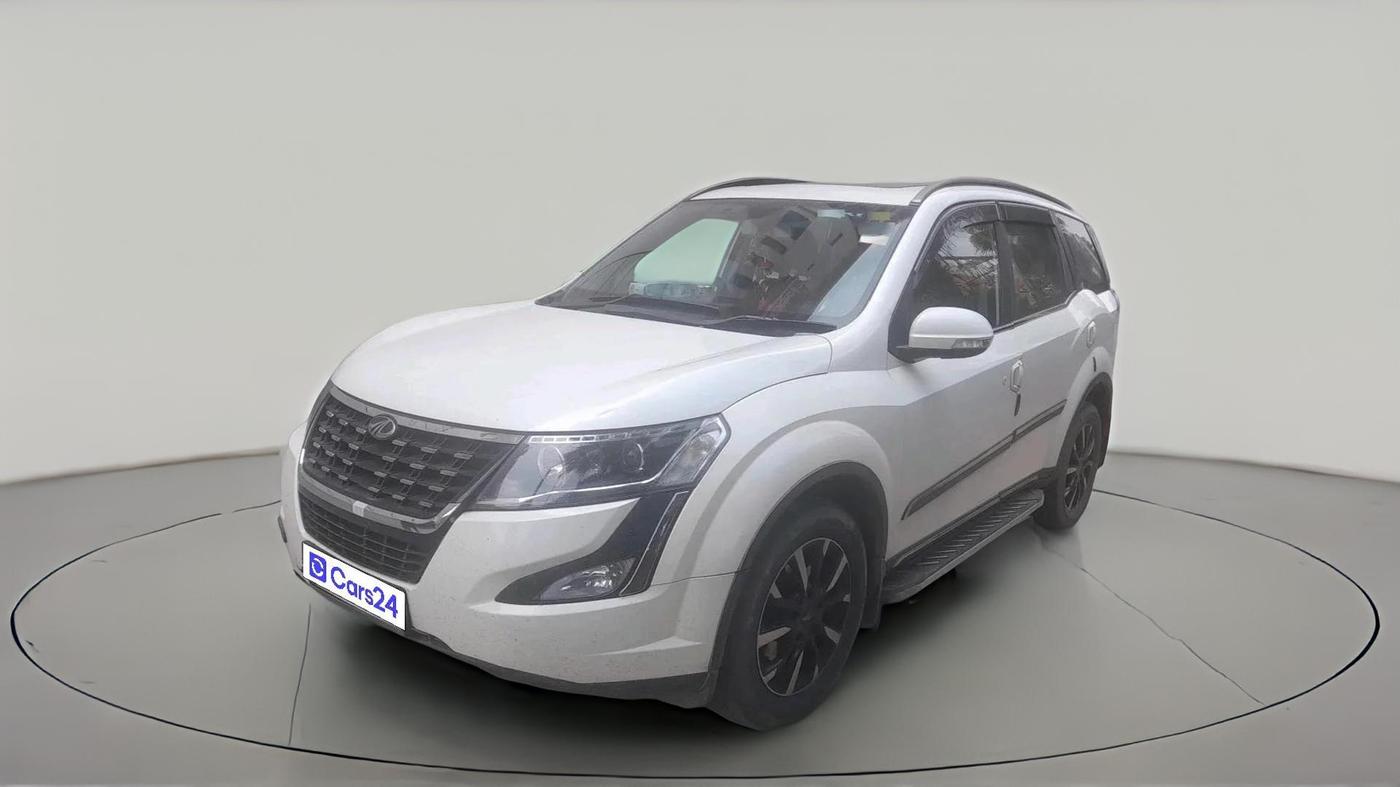 2019 Mahindra XUV500 W11 AT, Diesel, Automatic, 76,254 km, exterior