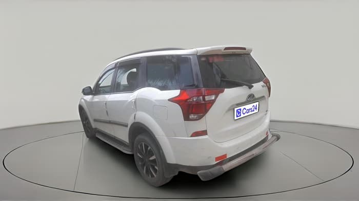 2019 Mahindra XUV500 W11 AT, Diesel, Automatic, 76,254 km, exterior