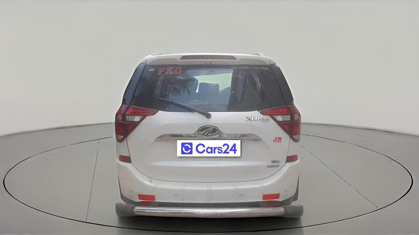 2019 Mahindra XUV500 W11 AT, Diesel, Automatic, 76,254 km, exterior