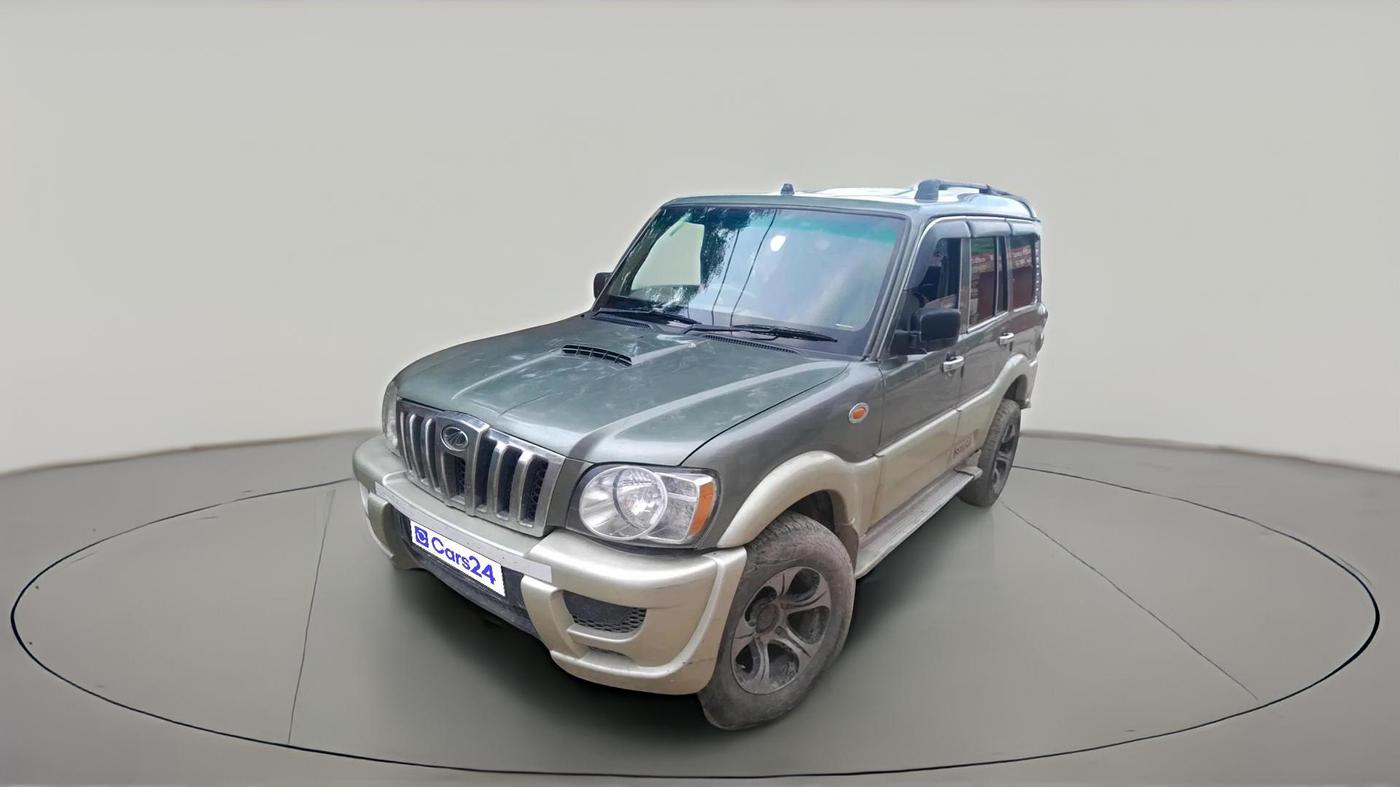 2012 Mahindra Scorpio SLE BS-III, Diesel, Manual, 1,41,943 km, exterior