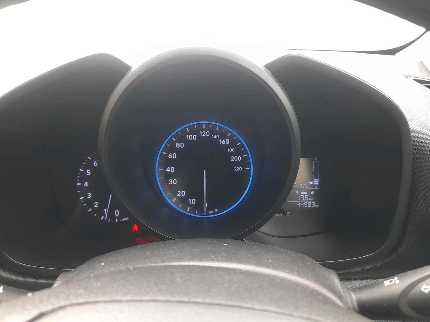 2021 Hyundai VENUE S 1.2, Petrol, Manual, 44,983 km, interior