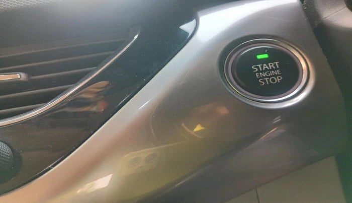 2017 Tata NEXON XZ PLUS PETROL, Petrol, Manual, 74,326 km, interior