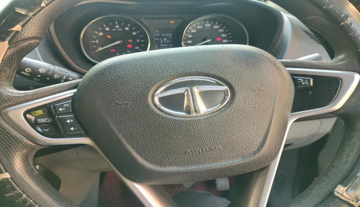 2017 Tata NEXON XZ PLUS PETROL, Petrol, Manual, 74,326 km, interior