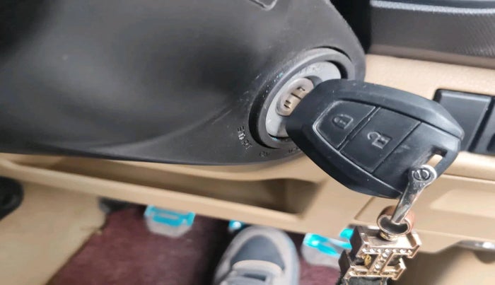 2018 ISUZU D-Max V Cross 4*4 MT, Diesel, Manual, 81,954 km, interior