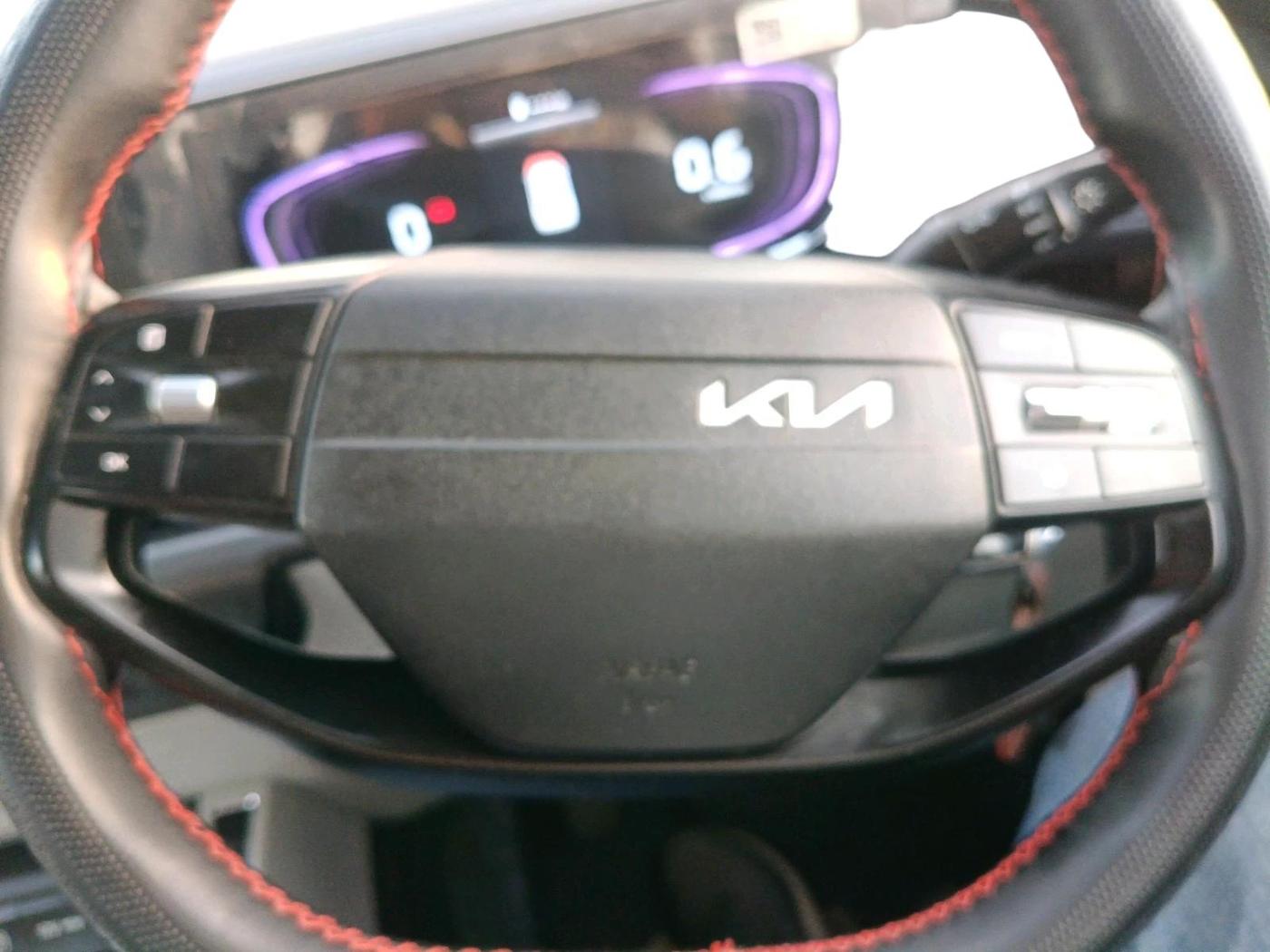 2025 KIA Carens Clavis HTK 1.5 Petrol MT, Petrol, Manual, 9,220 km, interior