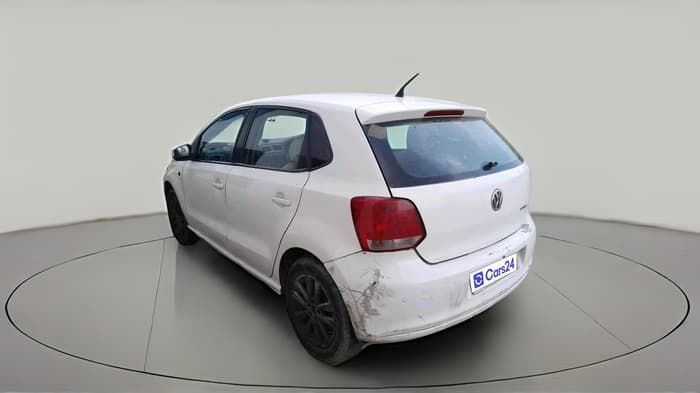 2013 Volkswagen Polo HIGHLINE1.2L, CNG, Manual, 1,01,078 km, exterior