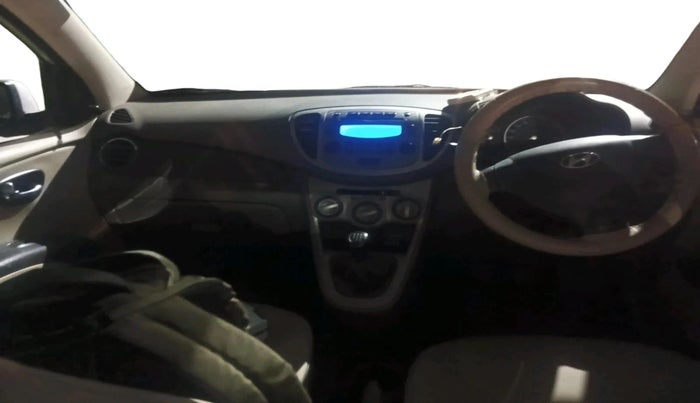 2014 Hyundai i10 SPORTZ 1.1, Petrol, Manual, 74,623 km, interior