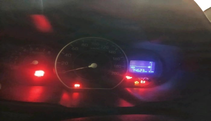 2014 Hyundai i10 SPORTZ 1.1, Petrol, Manual, 74,623 km, interior