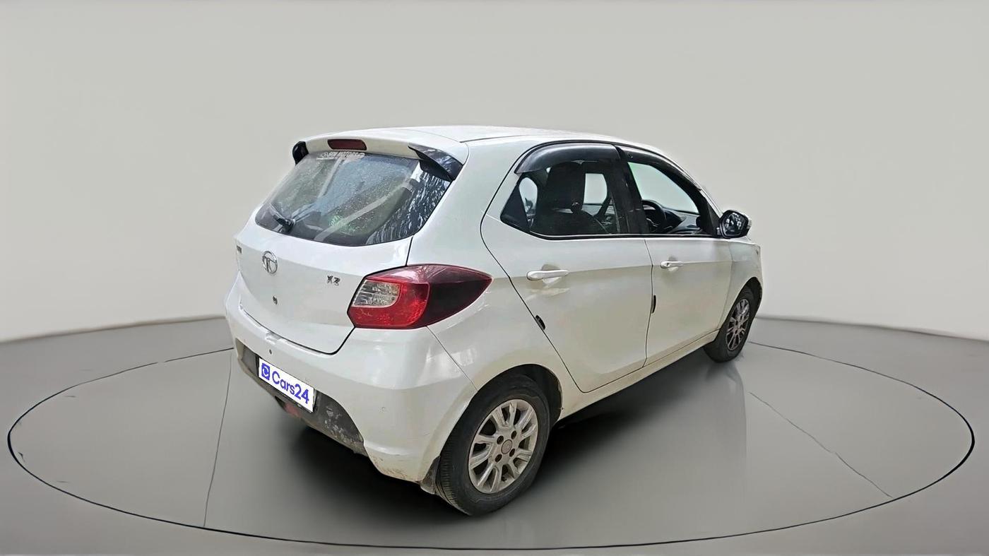 2016 Tata Tiago XZ PETROL, CNG, Manual, 1,08,168 km, exterior