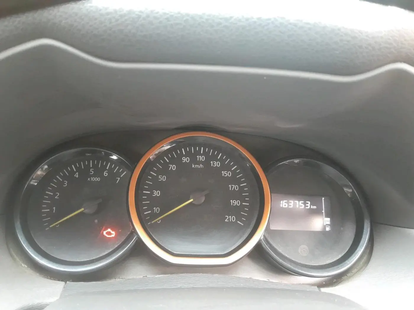 2015 Renault Duster RXL 85PS EXPLORE, Diesel, Manual, 1,63,753 km, interior