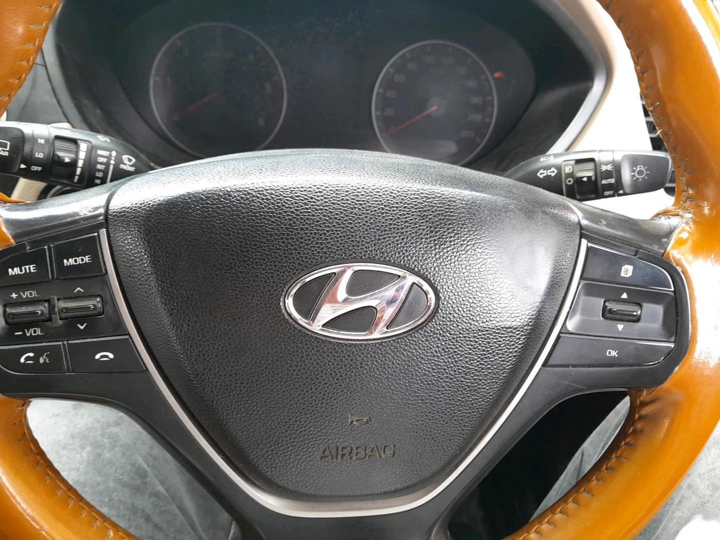 2018 Hyundai Elite i20 ASTA 1.4 CRDI (O), Diesel, Manual, 1,35,109 km, interior