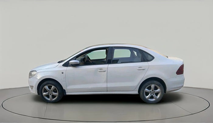 2014 Skoda Rapid AMBITION 1.6 TDI CR MT PLUS, Diesel, Manual, 1,09,249 km, exterior