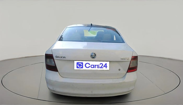 2014 Skoda Rapid AMBITION 1.6 TDI CR MT PLUS, Diesel, Manual, 1,09,249 km, exterior