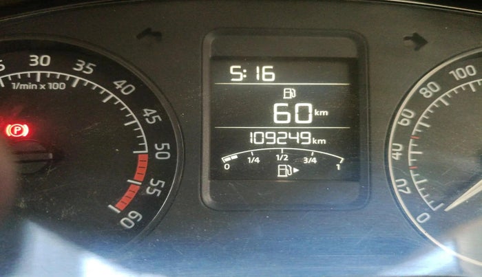 2014 Skoda Rapid AMBITION 1.6 TDI CR MT PLUS, Diesel, Manual, 1,09,249 km, interior