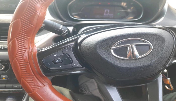 2023 Tata NEXON XM SUNROOF PETROL, Petrol, Manual, 47,549 km, interior