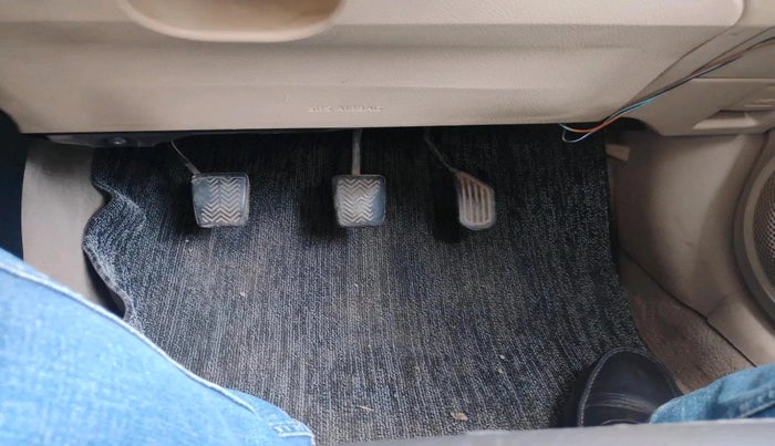 2018 Toyota YARIS V MT, Petrol, Manual, 1,56,094 km, interior