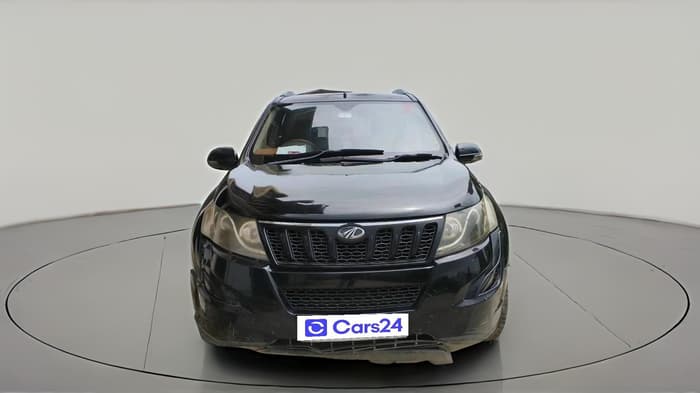 2015 Mahindra XUV500 W4, Diesel, Manual, 1,43,905 km, exterior