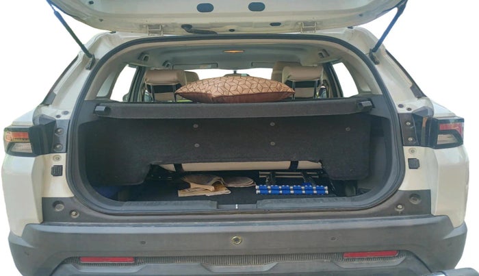 2024 Maruti BREZZA VXI S-CNG, CNG, Manual, 26,102 km, exterior