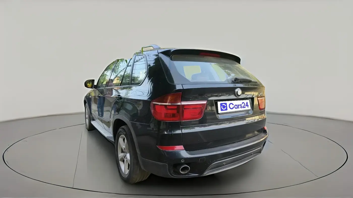 2011 BMW X5 3.0 D, Diesel, Automatic, 1,11,070 km, exterior