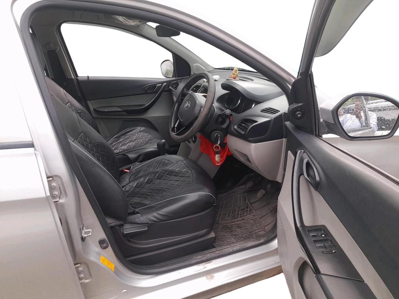 2019 Tata Tiago XZ PETROL, Petrol, Manual, 63,895 km, interior