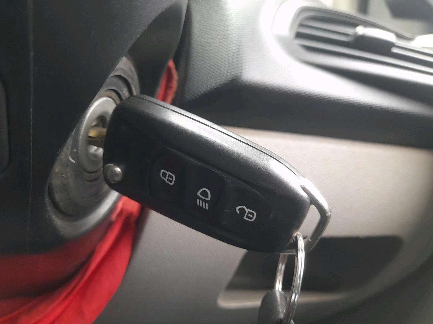 2019 Tata Tiago XZ PETROL, Petrol, Manual, 63,895 km, interior