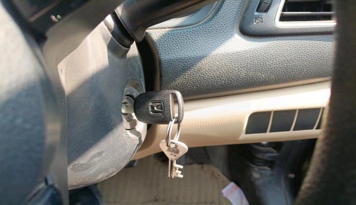 2018 Honda Amaze 1.2L I-VTEC S, Petrol, Manual, 70,696 km, interior