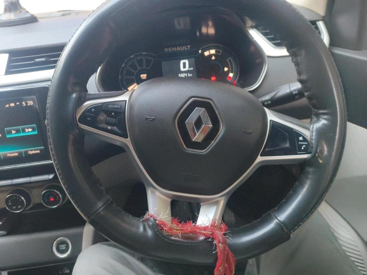 2022 Renault TRIBER RXZ, Petrol, Manual, 59,241 km, interior