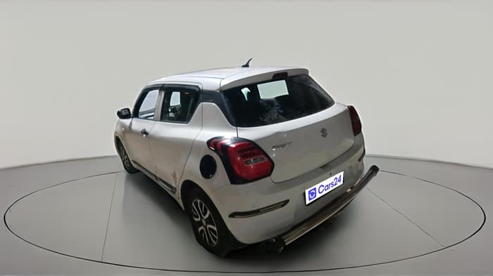2022 Maruti Swift LXI, CNG, Manual, 79,822 km, exterior