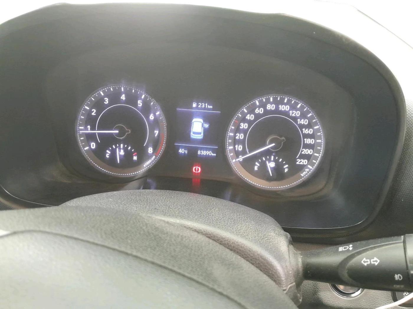 2019 Hyundai VENUE SX 1.0 (O) TURBO, Petrol, Manual, 83,890 km, interior