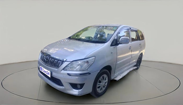 2013 Toyota Innova 2.5 GX 8 STR, Diesel, Manual, 2,62,801 km, exterior