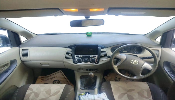 2013 Toyota Innova 2.5 GX 8 STR, Diesel, Manual, 2,62,801 km, interior
