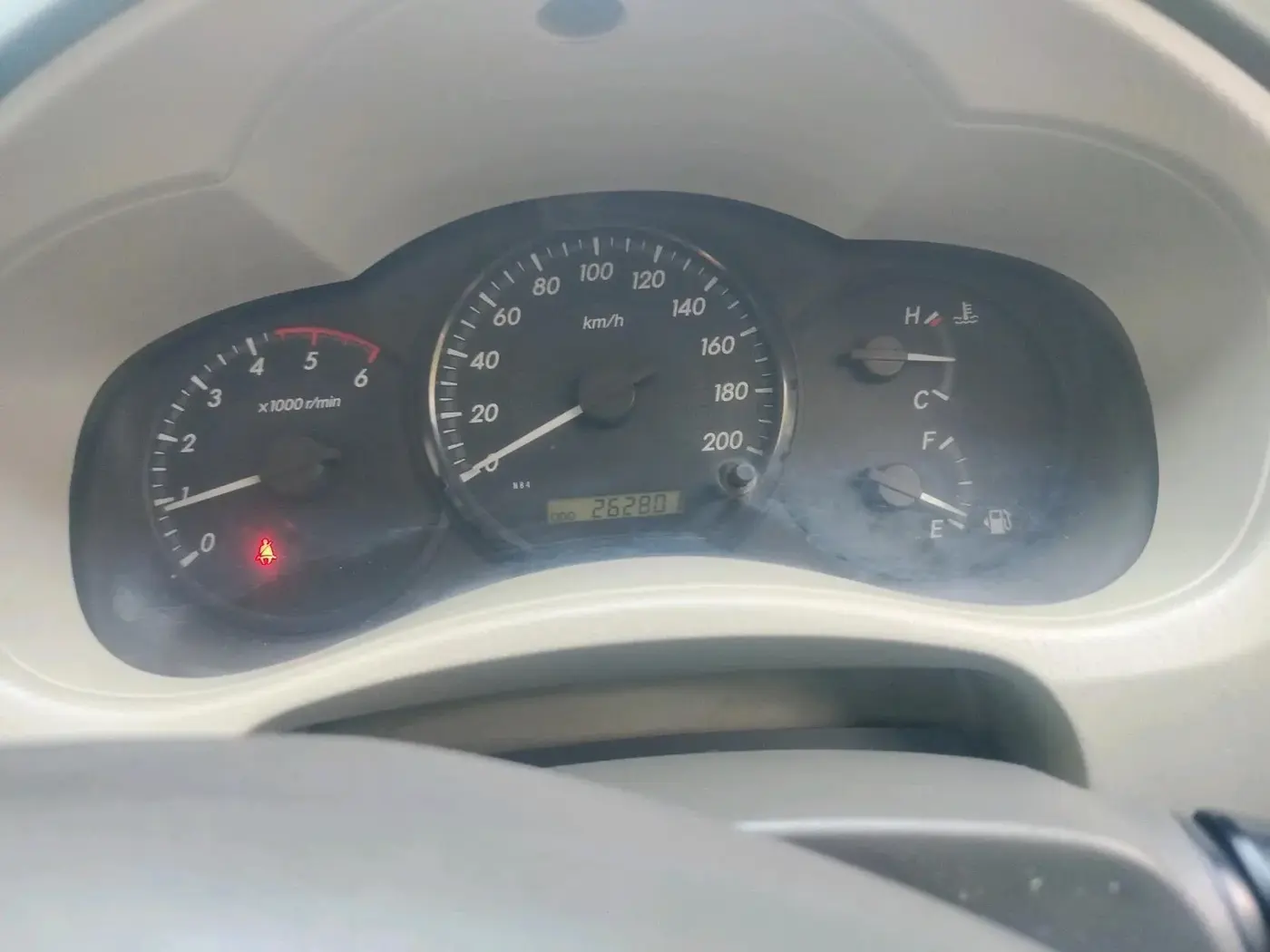 2013 Toyota Innova 2.5 GX 8 STR, Diesel, Manual, 2,62,801 km, interior