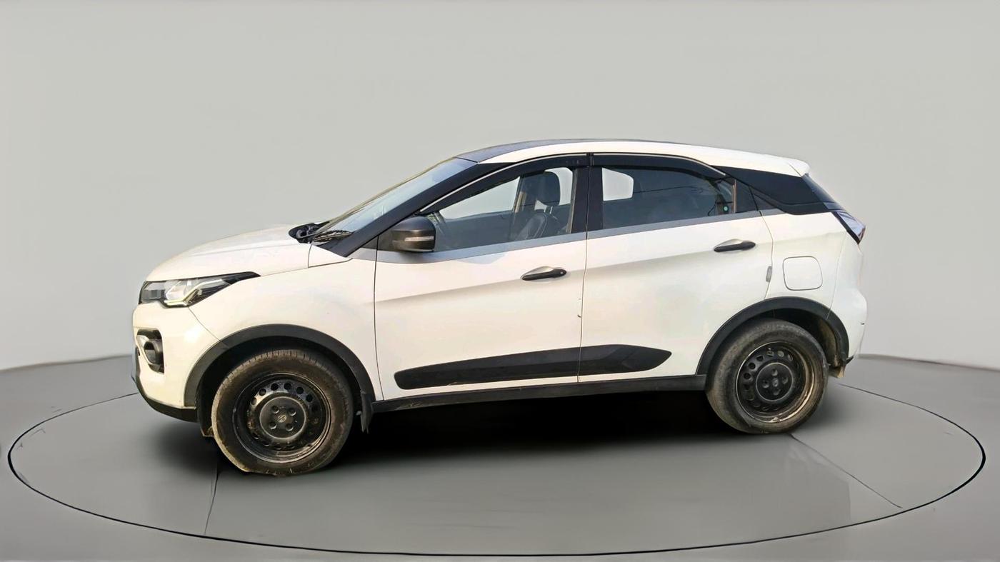 2020 Tata NEXON XE PETROL, CNG, Manual, 14,855 km, exterior