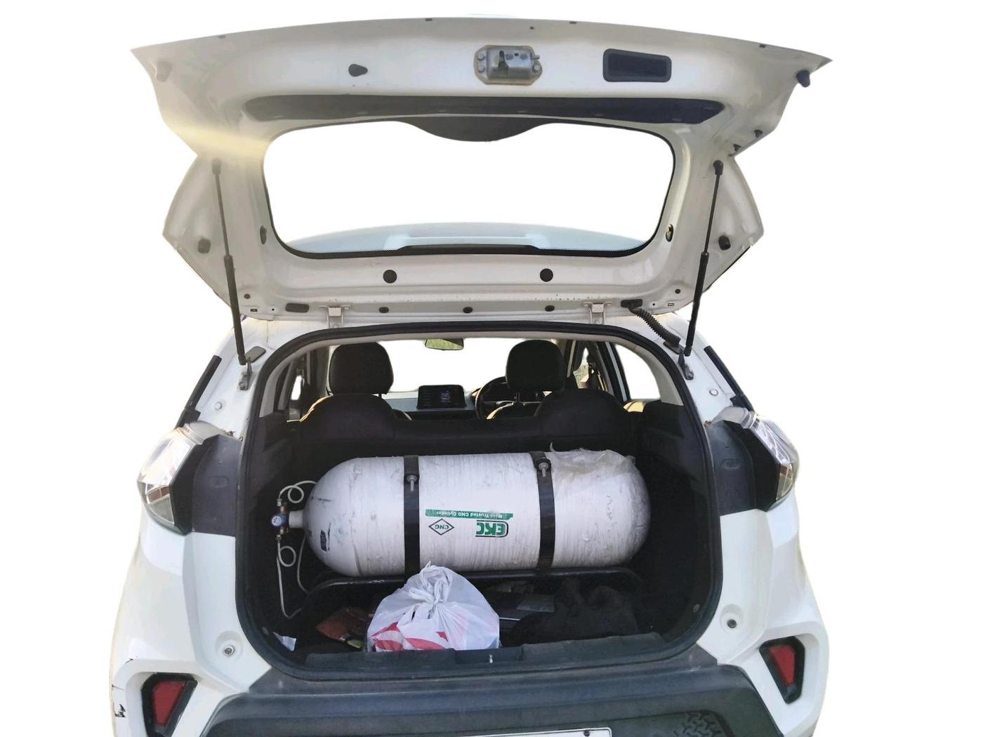 2020 Tata NEXON XE PETROL, CNG, Manual, 14,855 km, exterior