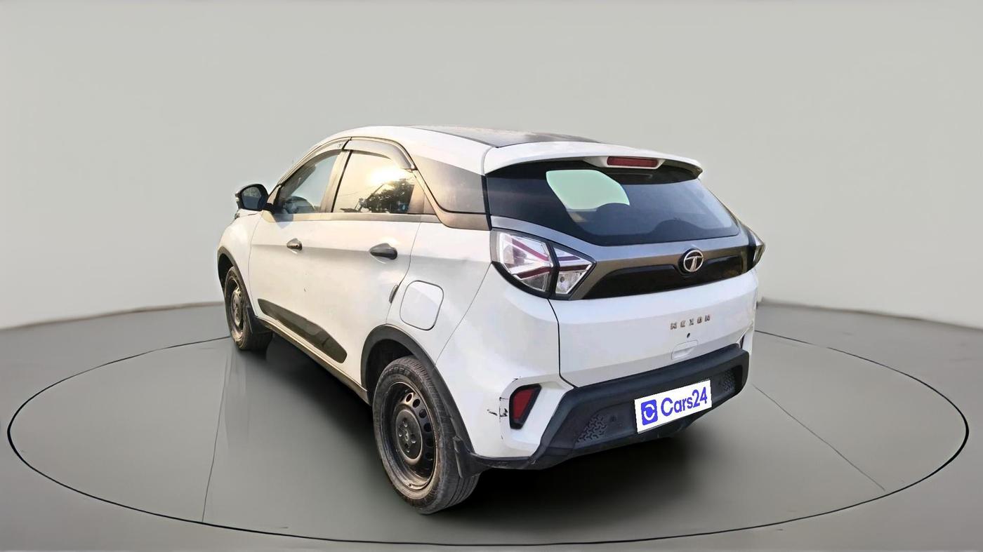 2020 Tata NEXON XE PETROL, CNG, Manual, 14,855 km, exterior