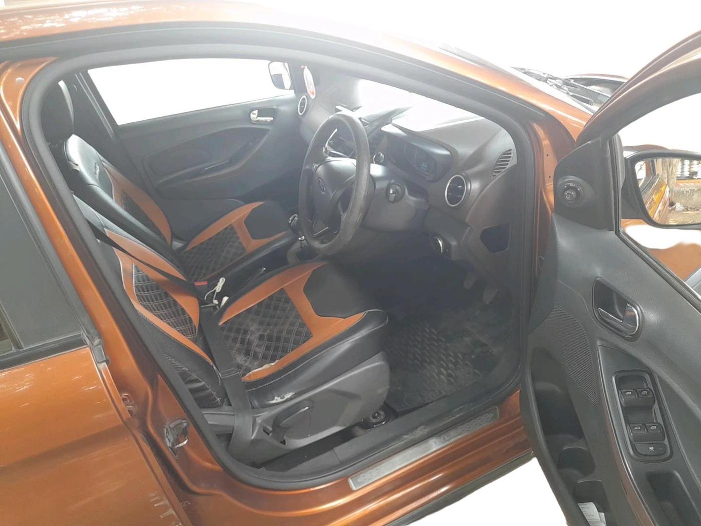 2018 Ford FREESTYLE TITANIUM 1.5 DIESEL, Diesel, Manual, 87,325 km, interior