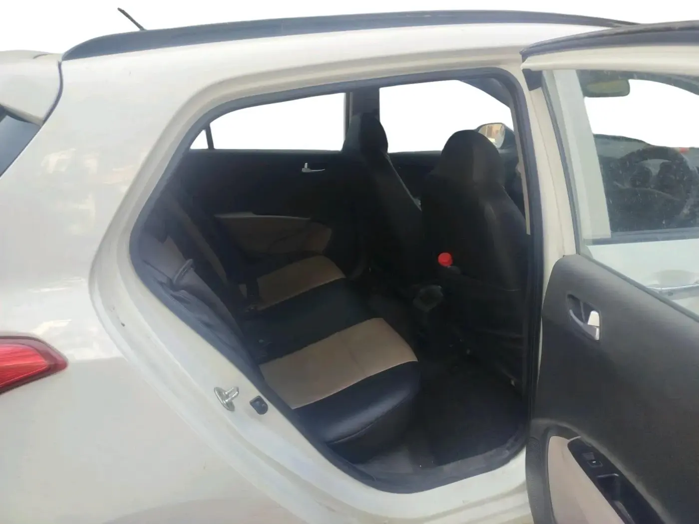 2018 Hyundai Grand i10 ASTA 1.2 KAPPA VTVT, Petrol, Manual, 43,567 km, interior