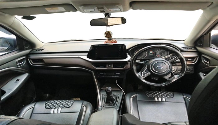 2025 Maruti BREZZA ZXI S-CNG, CNG, Manual, 33,330 km, interior