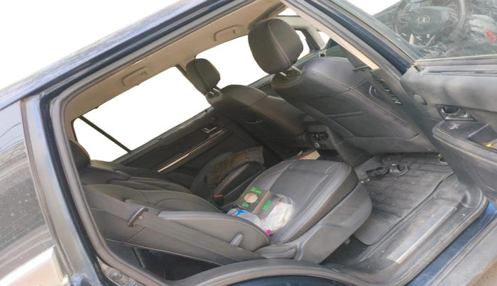 2018 Tata Hexa XTA 4X2 6 STR, Diesel, Automatic, 1,13,070 km, interior