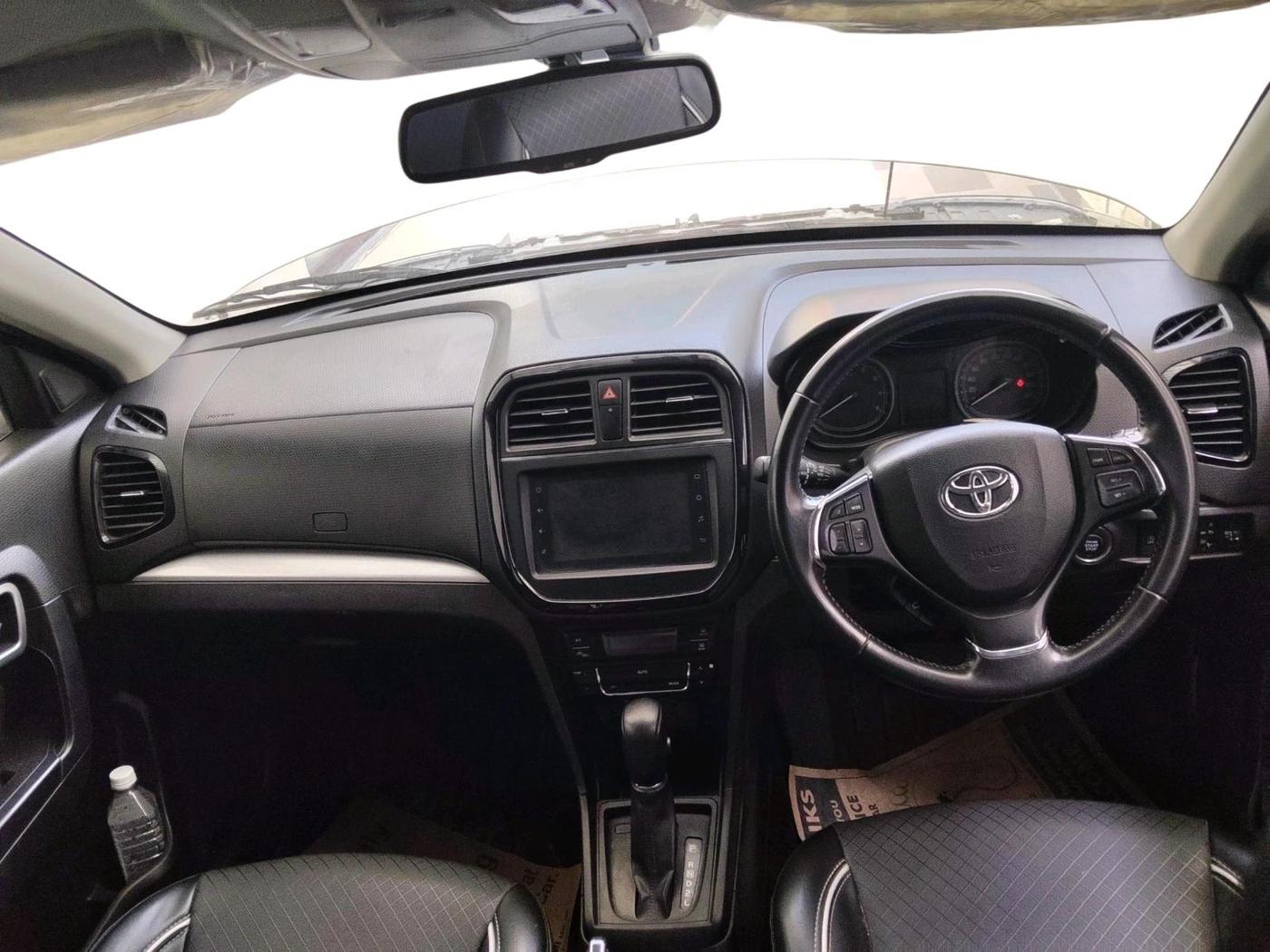 2022 Toyota URBAN CRUISER PREMIUM GRADE AT, Petrol, Automatic, 19,183 km, interior