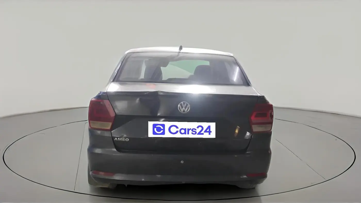 2017 Volkswagen Ameo COMFORTLINE 1.2L, CNG, Manual, 99,386 km, exterior
