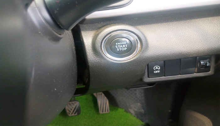 2021 Maruti XL6 ALPHA MT, Petrol, Manual, 2,96,117 km, interior