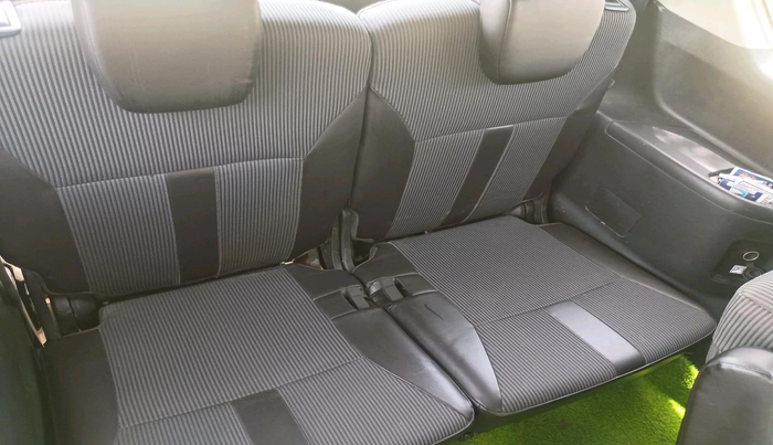 2021 Maruti XL6 ALPHA MT, Petrol, Manual, 2,96,117 km, interior
