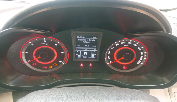 2020 Mahindra XUV300 W6 1.5 DIESEL AMT, Diesel, Automatic, 83,211 km, interior