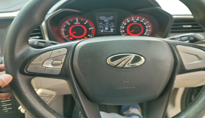 2020 Mahindra XUV300 W6 1.5 DIESEL AMT, Diesel, Automatic, 83,211 km, interior